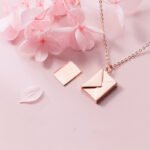 Fashion Jewelry Envelop Necklace - Image 3